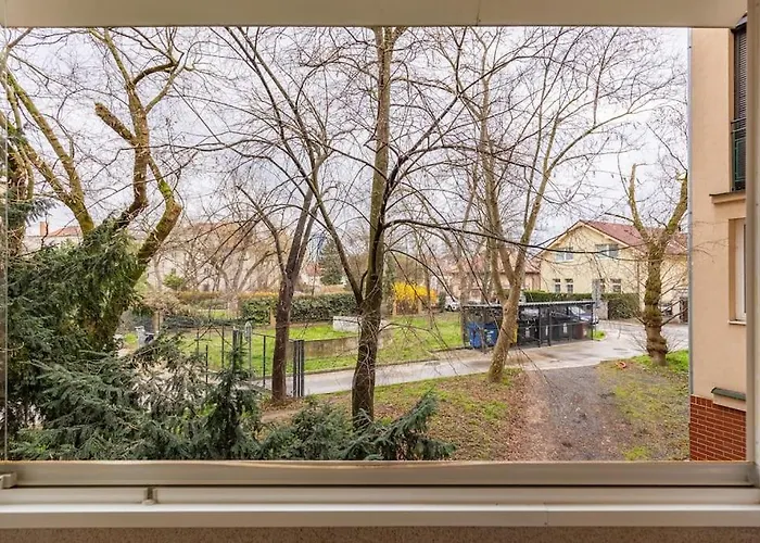Urban Haven: Blissful Living In Appartamento *
