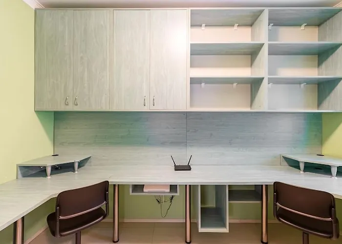 شقة Urban Haven: Blissful Living In *